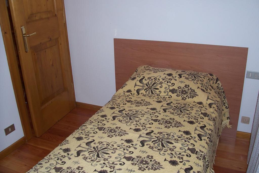 Fabbricato Indipendente Centro Apartment Lozzo Cadore Ruang foto