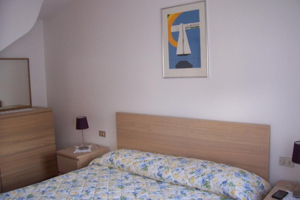 Fabbricato Indipendente Centro Apartment Lozzo Cadore Bagian luar foto