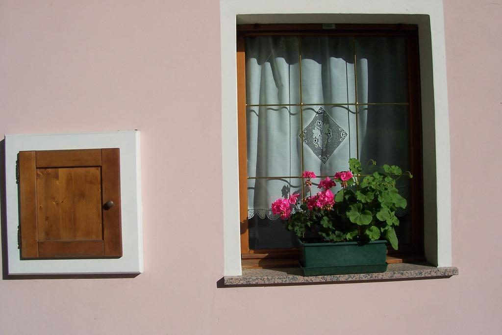 Fabbricato Indipendente Centro Apartment Lozzo Cadore Bagian luar foto